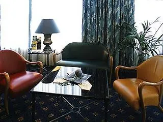 City-ost Hotell 2*